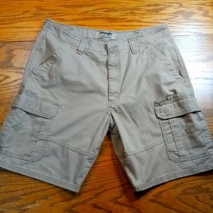 Wrangler Cargo Shorts Like New